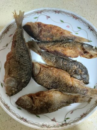 香酥禾花鱼的做法