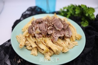 腐竹拌酱牛肉的做法