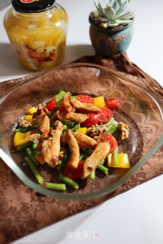 豆角拌鸡胸肉水果沙拉