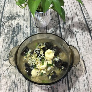 绿豆芽豆腐汤的做法