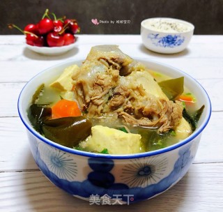 海带豆腐筒骨汤#肉类#的做法
