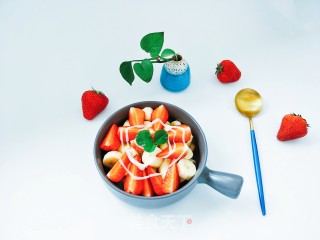 草莓香蕉沙拉