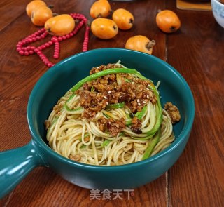 鸡蛋酱拌面的做法