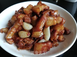 五花肉烧盐辣椒的做法