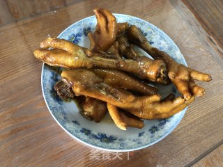 酱油鸡脚的做法