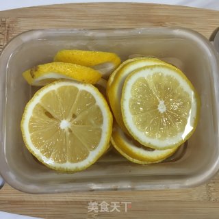 自制柠檬蜂蜜水的做法