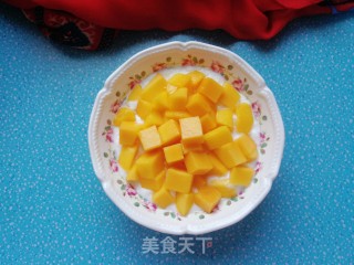 芒果酸奶碗的做法