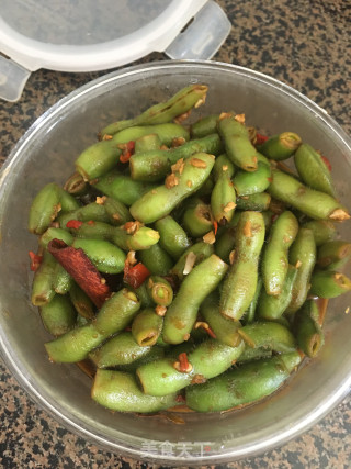 蒜香毛豆的做法