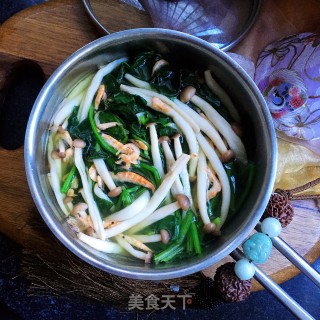 蟹味菇菠菜汤的做法