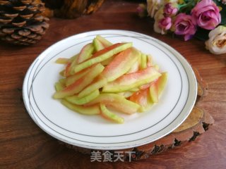 【边角料】西瓜皮凉拌的做法
