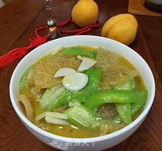 丝瓜烩皮肚的做法