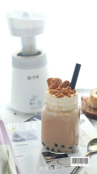 焦糖海盐奶盖奶茶的做法