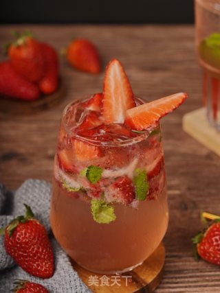 草莓微醺气泡酒的做法