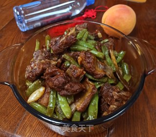 豆角炖排骨的做法