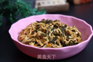 海带丝拌面条的做法
