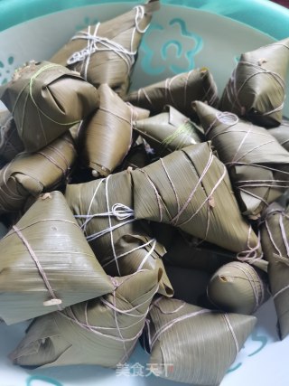 红豆花生红枣粽的做法
