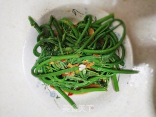 凉拌瓜苗的做法