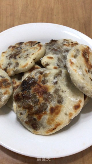 平底锅美食之干菜肉饼的做法