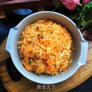 凉抖土豆丝的做法