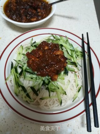 炸酱拌面的做法
