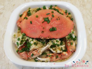 大肉蟹蒸糯米饭的做法