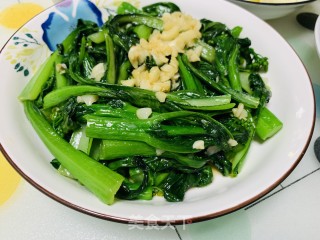 蒜泥炒菜心的做法