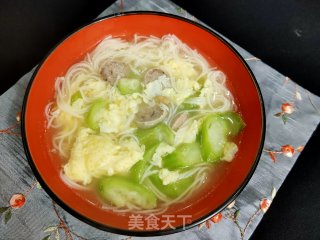 手打牛肉丸丝瓜面汤的做法