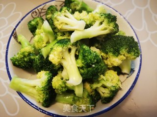 蒜蓉西兰花的做法