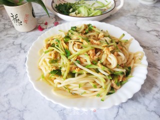 尖椒鸡蛋酱过水面条的做法