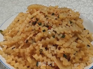 凉拌狼牙土豆的做法