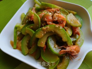 西葫芦炒虾的做法