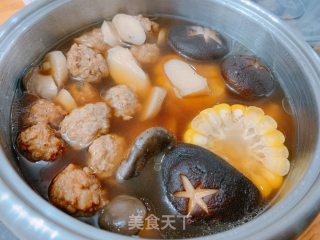 什锦香菇肉丸锅的做法