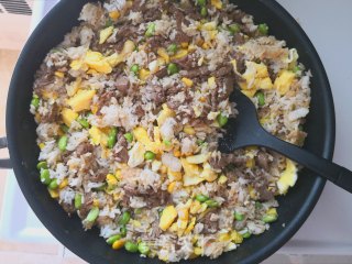 牛肉炒饭的做法