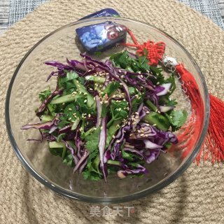紫甘蓝拌青瓜的做法