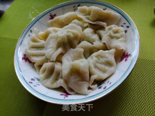 西葫芦虾仁水饺的做法