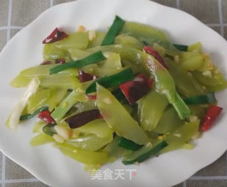 炝炒青笋的做法