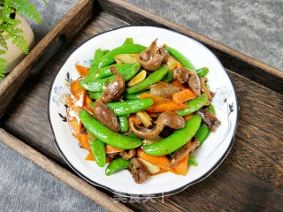 鸭杂炒甜豆的做法