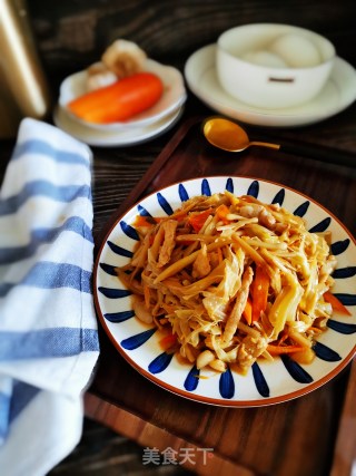 肉丝黄花菜的做法
