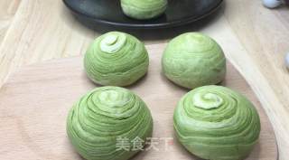 快中秋了，第二次试做千层酥，虽耗时但有趣，一丝茶香，一口麻薯，一口甜蜜，久久难忘。的做法