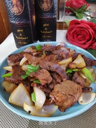 圆葱炒牛肉的做法