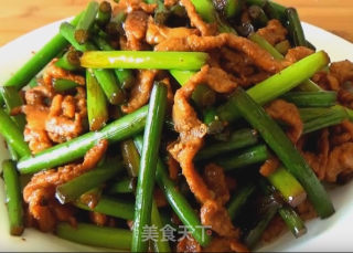 蒜薹肉丝的做法