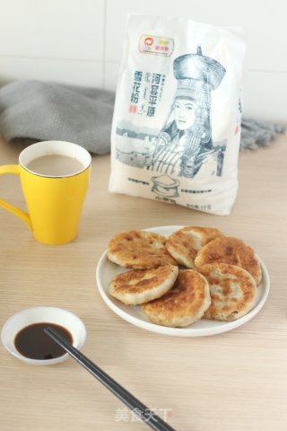 香菇鸡肉馅饼的做法