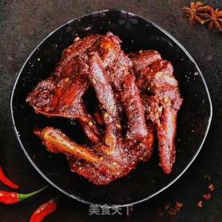 麻辣熏鸭架的做法