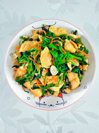 菠菜胡萝卜炒鸡蛋的做法