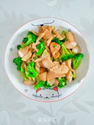 杏鲍菇炒西兰花的做法
