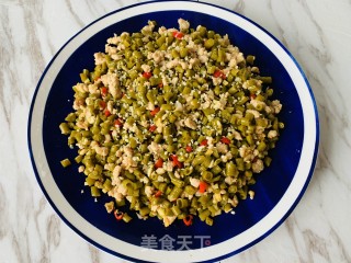 火麻仁肉末炒泡豇豆的做法