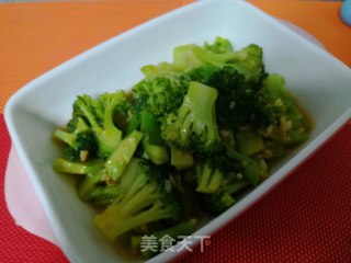 蒜香西兰花的做法