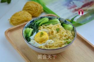 鸡蛋青菜汤面的做法
