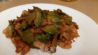 苦瓜炒肉片的做法