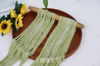 自制翡翠面条的做法